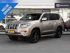 Toyota Land Cruiser - 2.8 D-4D-F Executive Window Van
