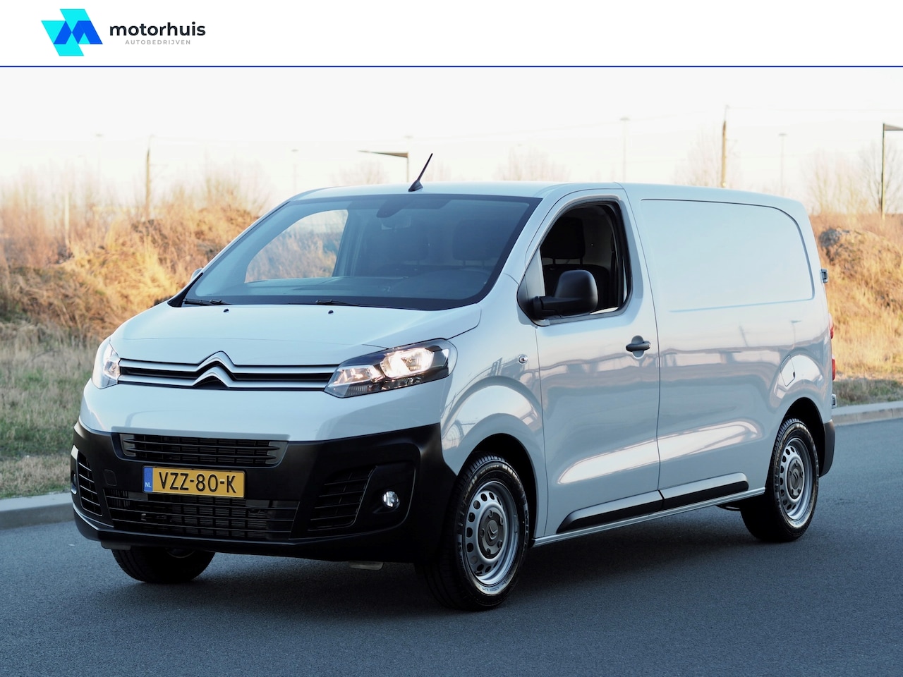 Citroën Jumpy - L2 120 PK 3 ZITS NAVIGATIE CAMERA EURO 6 NAP - AutoWereld.nl