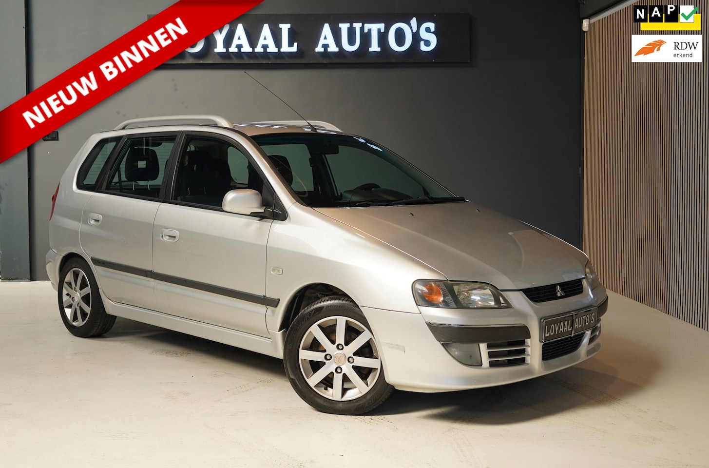 Mitsubishi Space Star - 1.6 Invite Silver | AIRCO | ELEK.RAMEN | NAP. - AutoWereld.nl