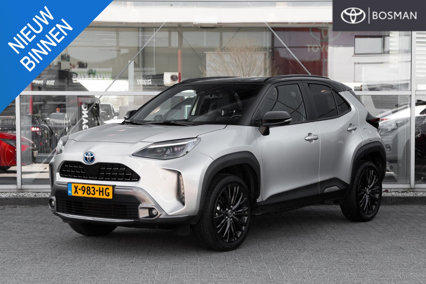 Toyota Yaris Cross - 1.5 Hybrid Adventure 1.5 Hybrid Adventure - AutoWereld.nl