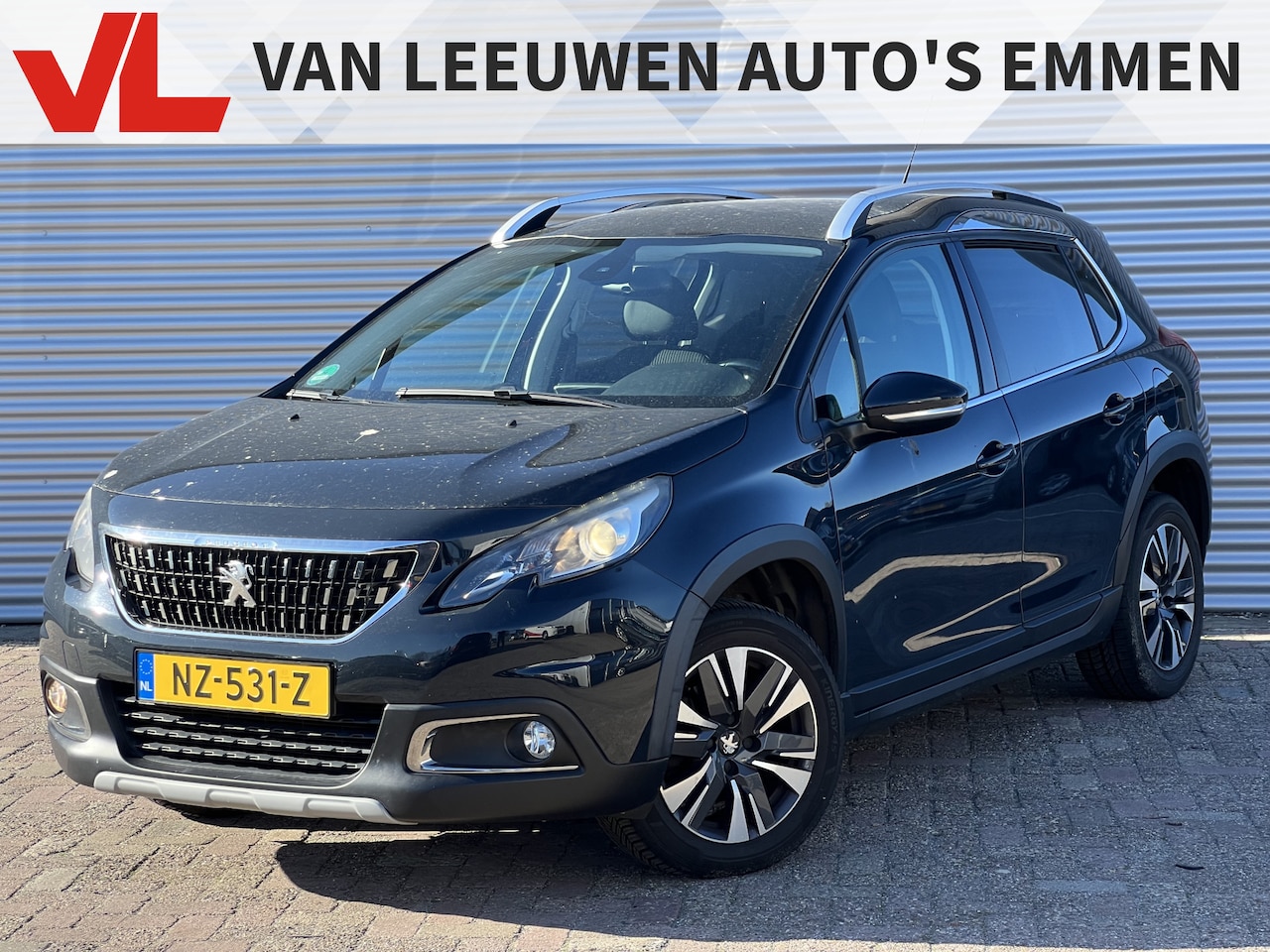 Peugeot 2008 - 1.2 PureTech Allure | Nieuw Binnen! | Navi | Trekhaak | Half leder - AutoWereld.nl
