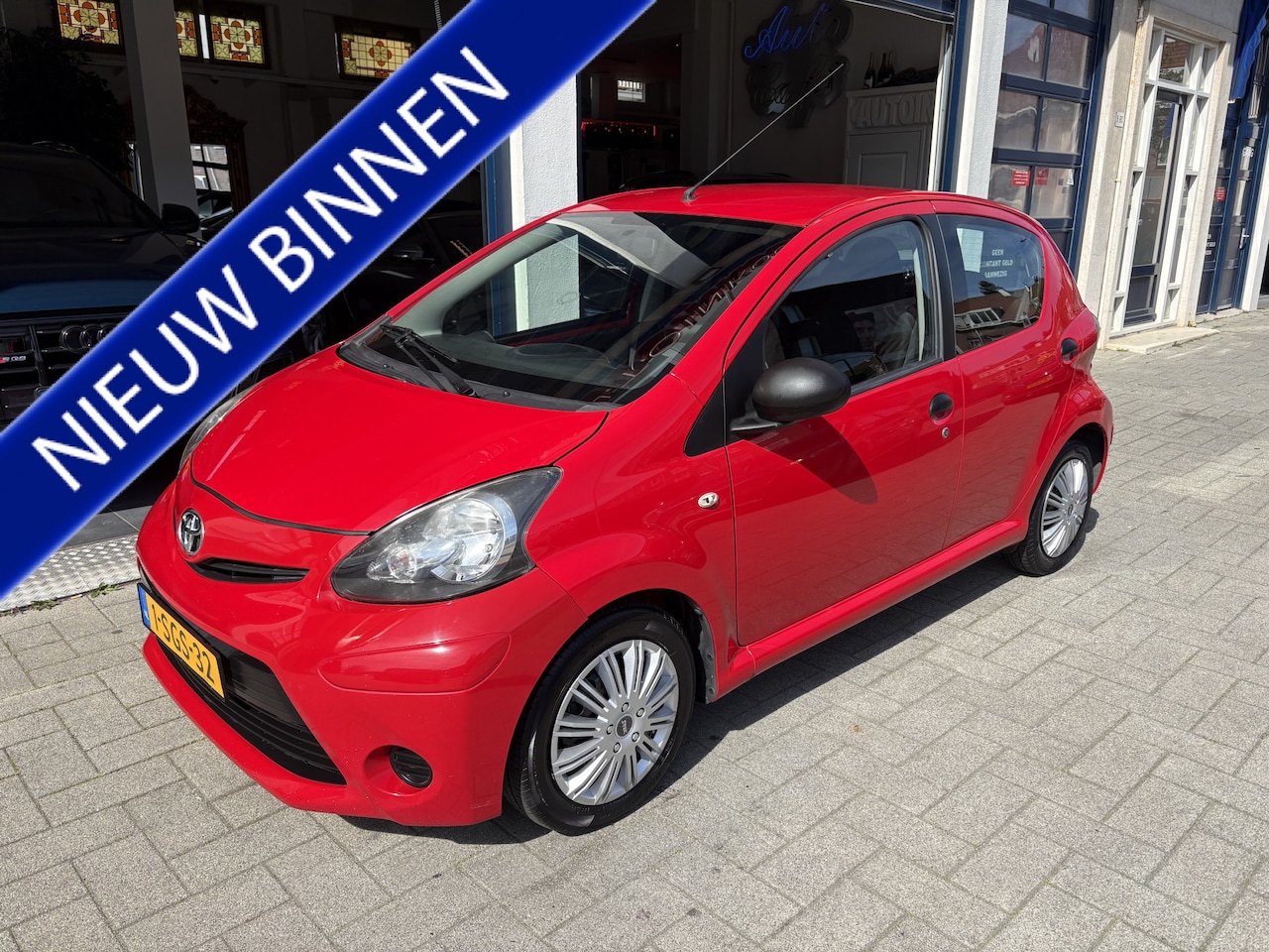 Toyota Aygo - 1.0 VVT-i Now 5-DEURS/AIRCO - AutoWereld.nl