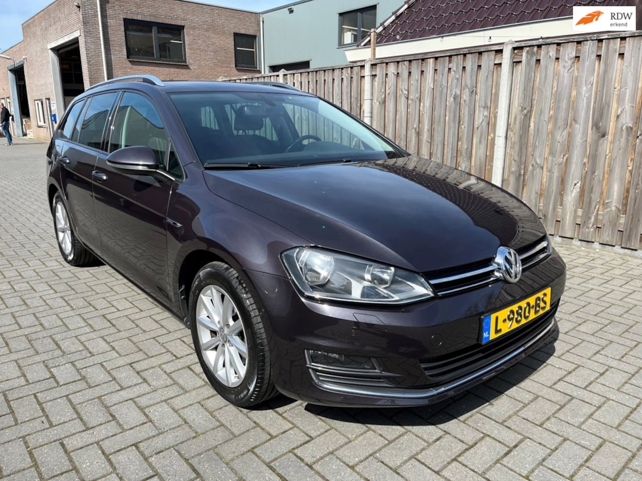 Volkswagen Golf Variant - 1.2 TSI BMT Edition Lounge 81KW Trekhaak - AutoWereld.nl