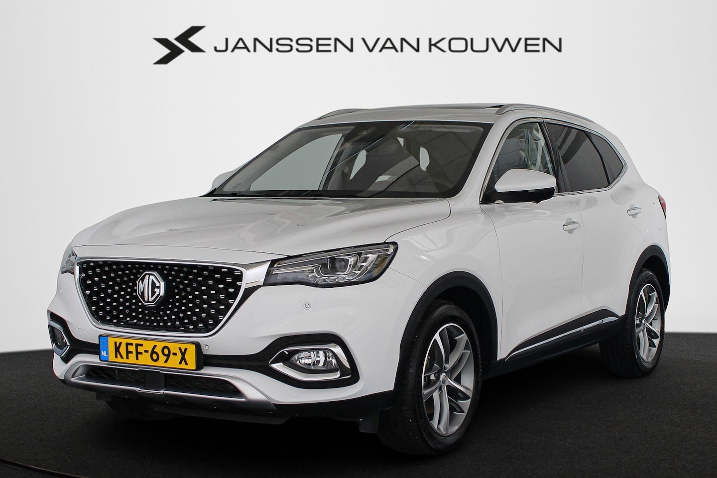 MG EHS - 1.5 TGDI Luxury Panoramadak Leder Apple CarPlay 360 Camera - AutoWereld.nl