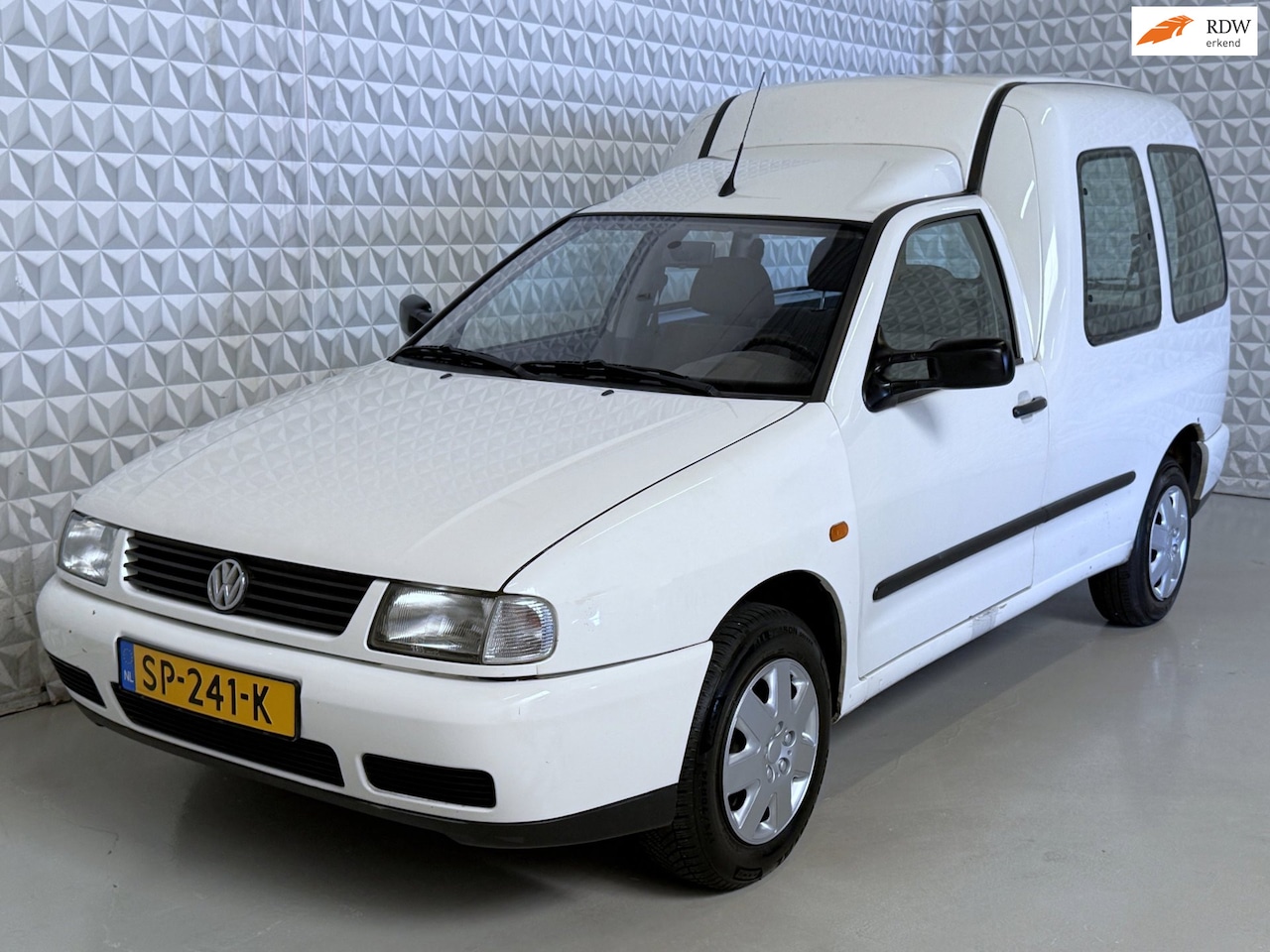 Volkswagen Caddy - 1.4 MPI BENZINE / Mag milieuzones in! (2001) - AutoWereld.nl