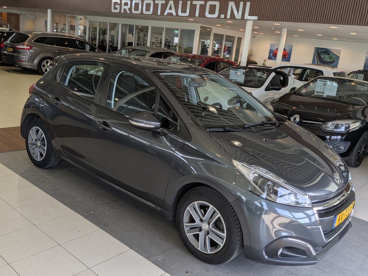 Peugeot 208 - 1.2 PureTech Blue Lion Airco, Cruise Control, Stuurbekrachtiging - AutoWereld.nl