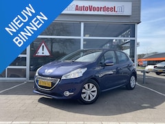 Peugeot 208 - 1.2 e-VTi Envy /Automaat/Cruise/Clima/Trekhaak/Navi/5 drs/