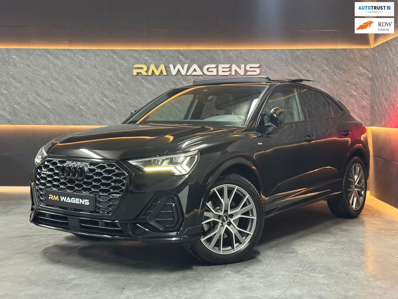 Audi Q3 Sportback - 45 TFSI quattro S-Line|Pano|Matrix|Keyless|Carplay|20" - AutoWereld.nl