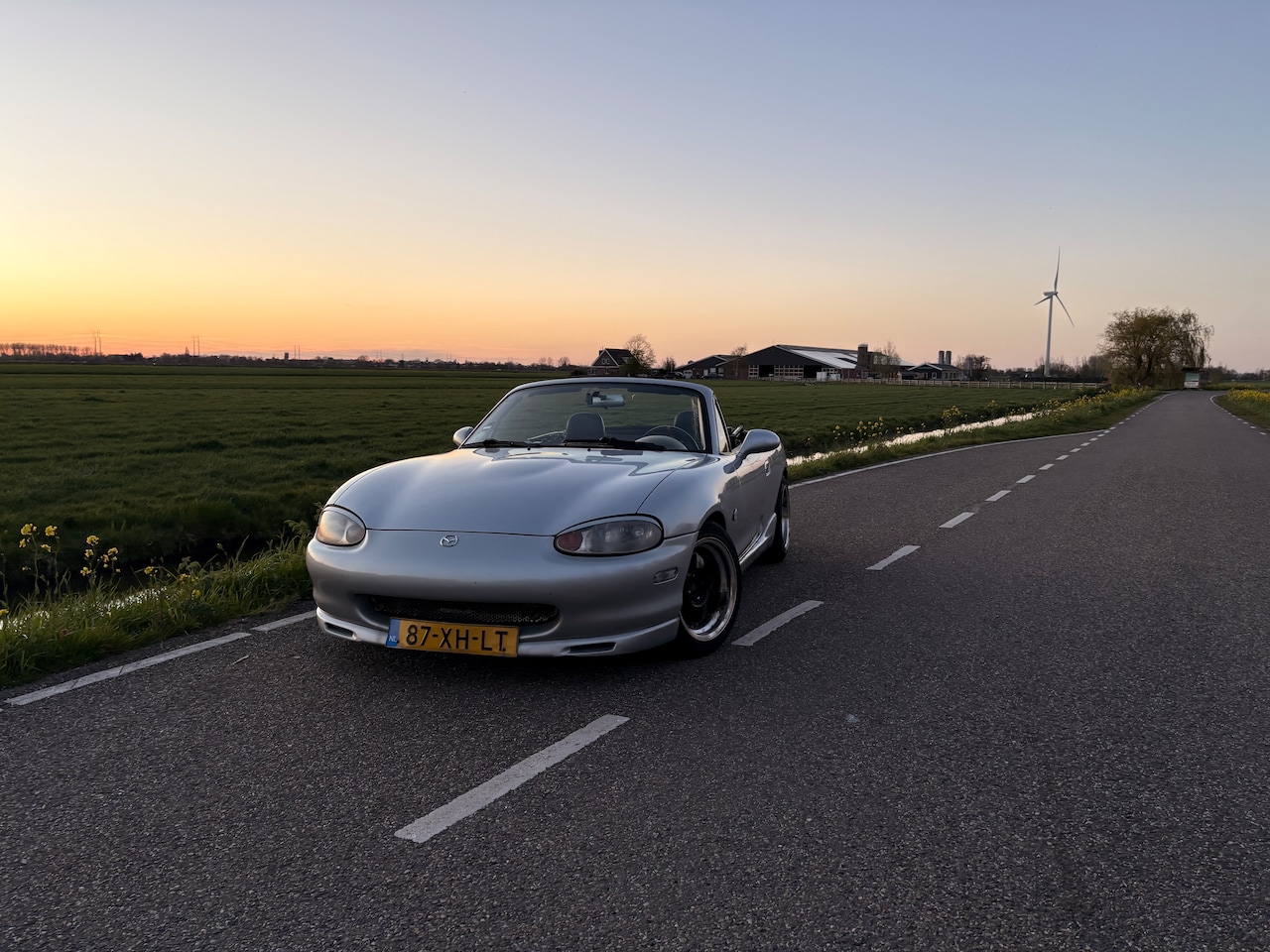 Mazda MX-5 - 1.8i Nieuw motorblok met 150k KM - AutoWereld.nl