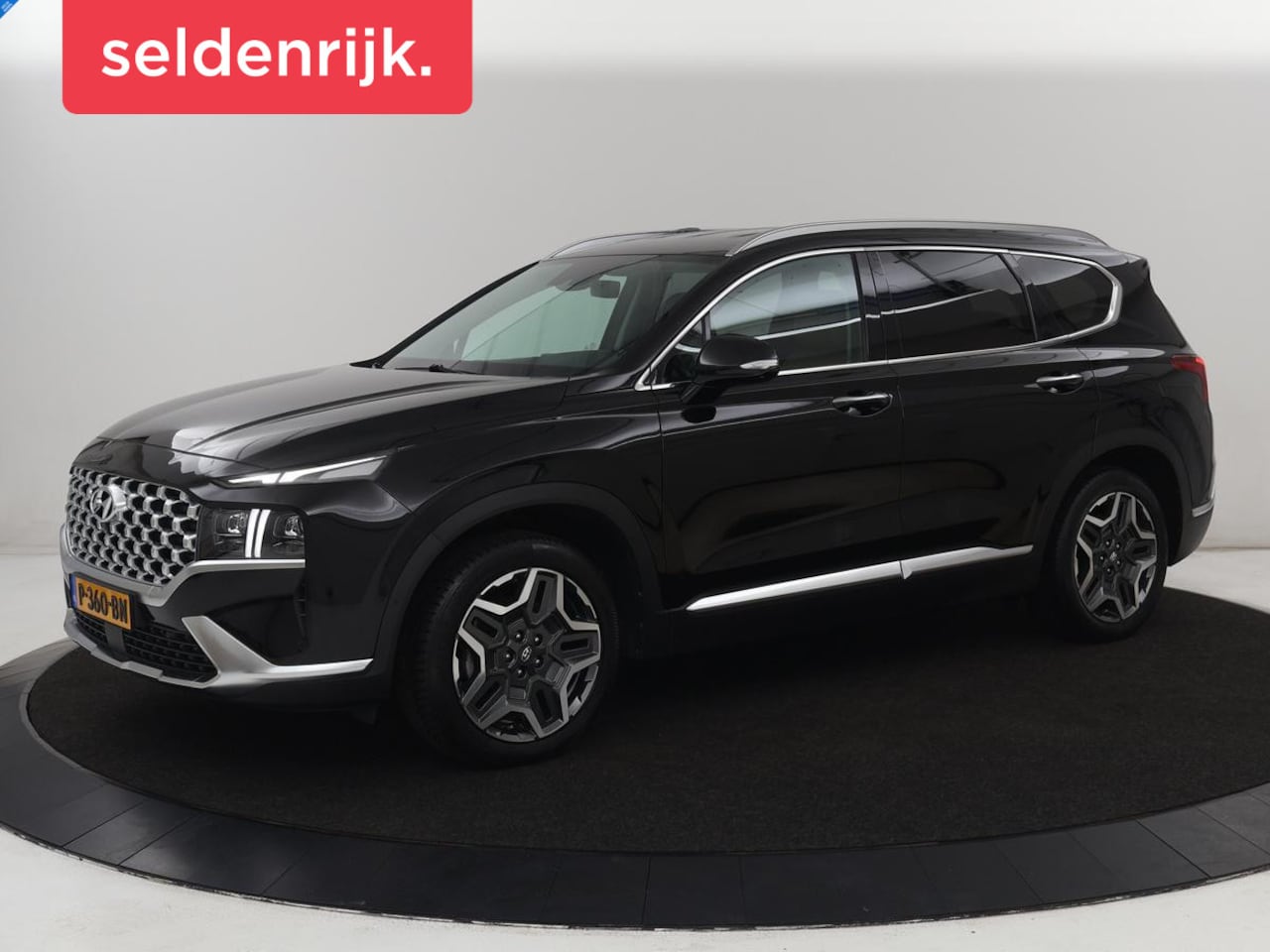 Hyundai Santa Fe - 1.6 T-GDI PHEV Premium 7 Persoons | SOH 97,2% | Stoelventilatie | Trekhaak | Head-Up | Led - AutoWereld.nl