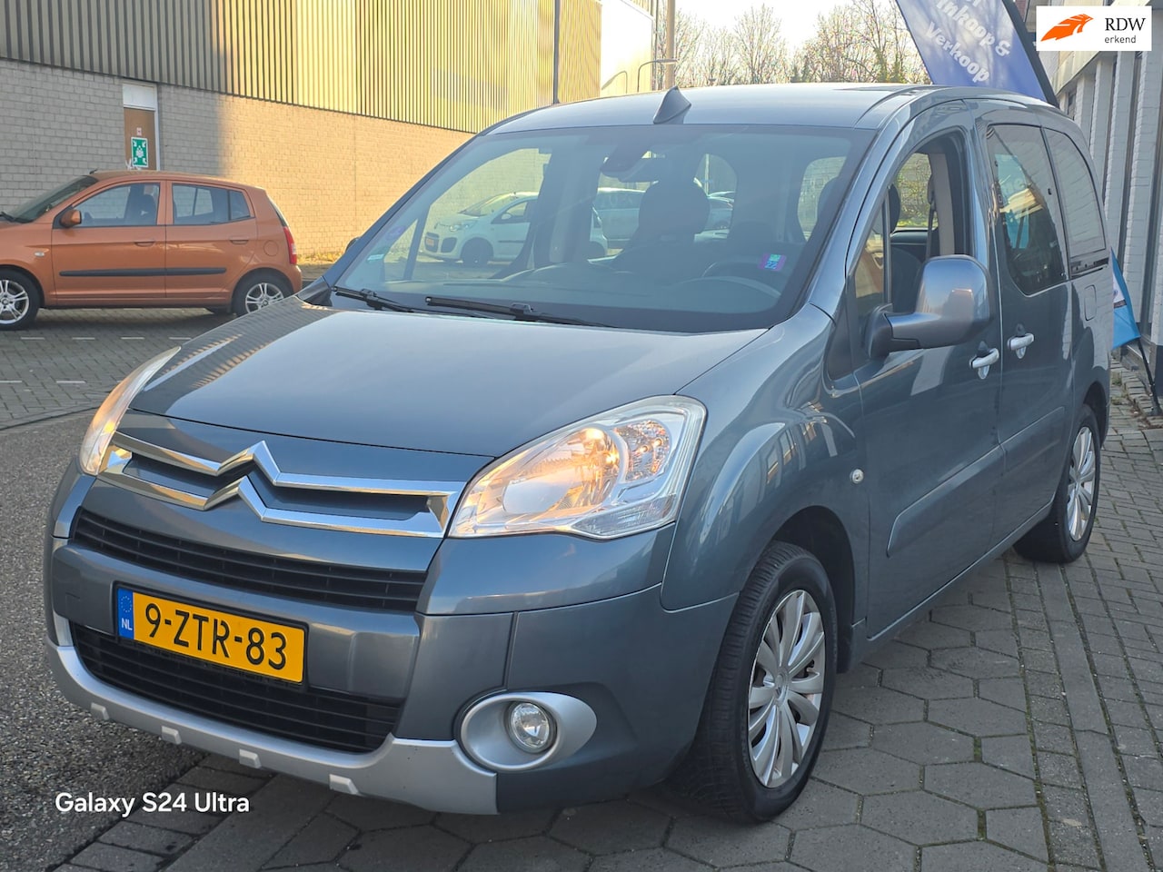 Citroën Berlingo - 1.6 VTi Multispace*leet op loop op 3 clinder export of handel !!!! - AutoWereld.nl