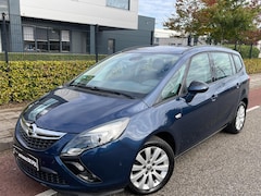 Opel Zafira Tourer - 1.4 7p. Cruise/climate-controle stuur/stoel-verwarming fietsendrager pakeer-sensoren