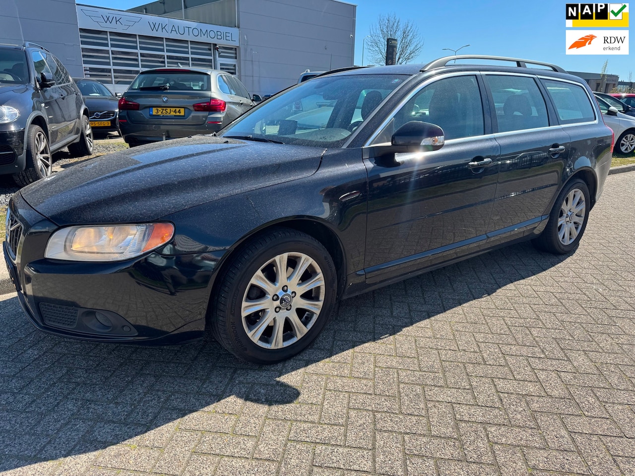 Volvo V70 - 2.4D Momentum prijs NL €3500 - AutoWereld.nl
