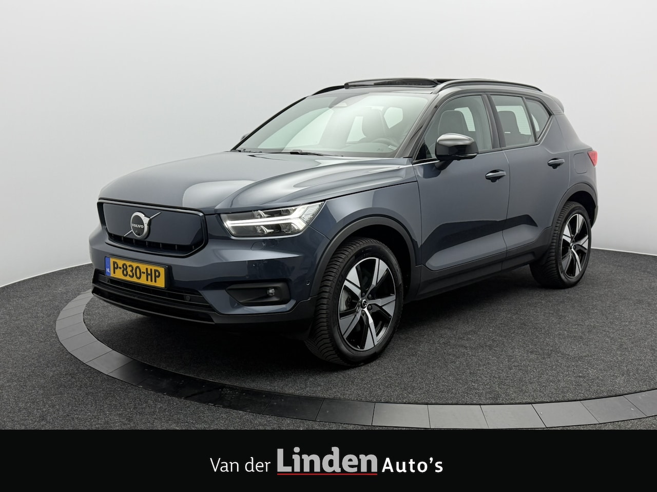 Volvo XC40 - Recharge Twin Pro SOH 96,2% | Trekhaak | Warmtepomp | Panoramadak | Harman/Kardon | 360° C - AutoWereld.nl