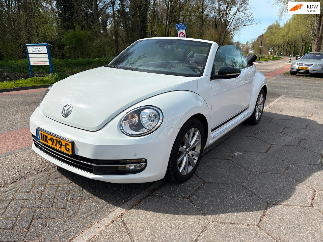 Volkswagen Beetle Cabriolet - 1.2 TSI Design BlueMotion NWE DISTR, beurt, APK!! - AutoWereld.nl