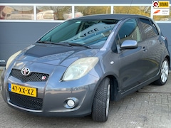 Toyota Yaris - 1.8 VVTi TS Sport 5Drs*Camera*MultiMedia*Airco*133PK*Keyless*AllSeason