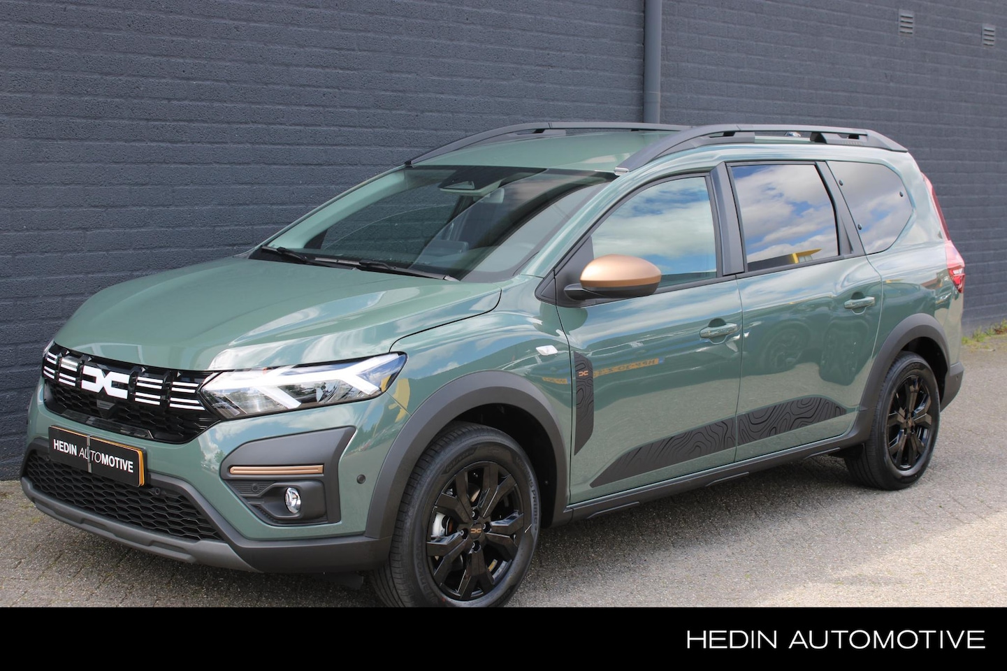 Dacia Jogger - 100 ECO-G Extreme 7persoons | Clima | Camera | Stoelverwarming | Dode Hoek Detectie - AutoWereld.nl