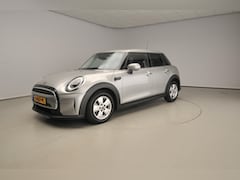 MINI Cooper - 5-deurs Automaat / PDC / Climate / Cruise / LED / Getint glas / Alu wielen