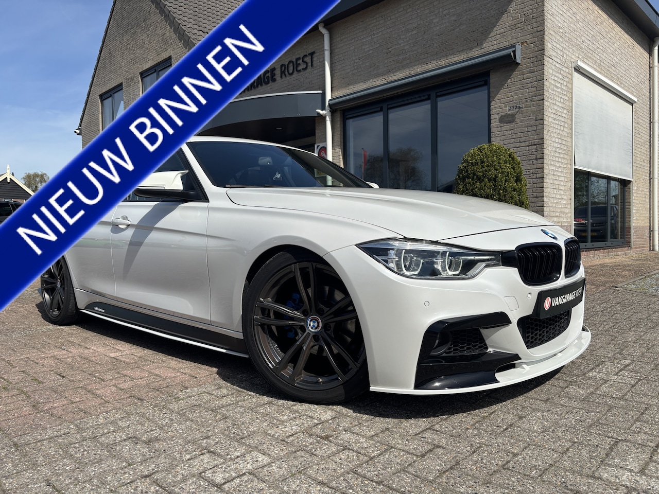 BMW 3-serie - 328i xDrive M Sport Automaat Leder / Full LED / Spoilers - AutoWereld.nl
