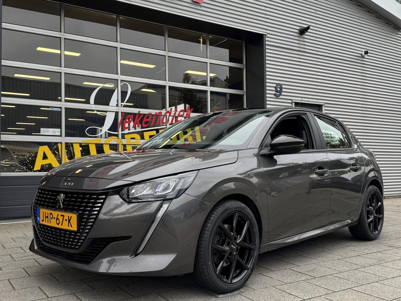 Peugeot 208 - 1.2 PureTech Pack - Navigatie / Apple CarPlay I Airco I LED I PDC I Sport velgen I Dealer - AutoWereld.nl