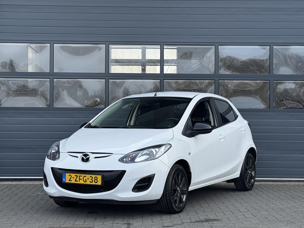 Mazda 2 - 1.3 COLOR EDITION I 5-DEURS I TREKHAAK I AIRCONDITIONING - AutoWereld.nl