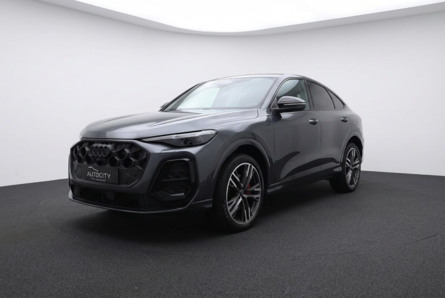 Audi Q5 Sportback - 2.0 e-hybrid 55 quattro 367 pk Pano l 360 l RS Seats l Memory l - AutoWereld.nl