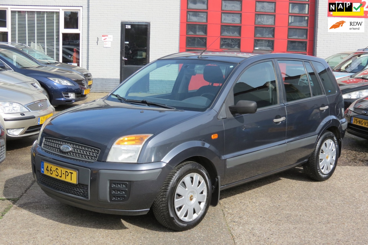 Ford Fusion - 1.4-16V Champion 1.4-16V Champion , Airco , Trekhaak. - AutoWereld.nl