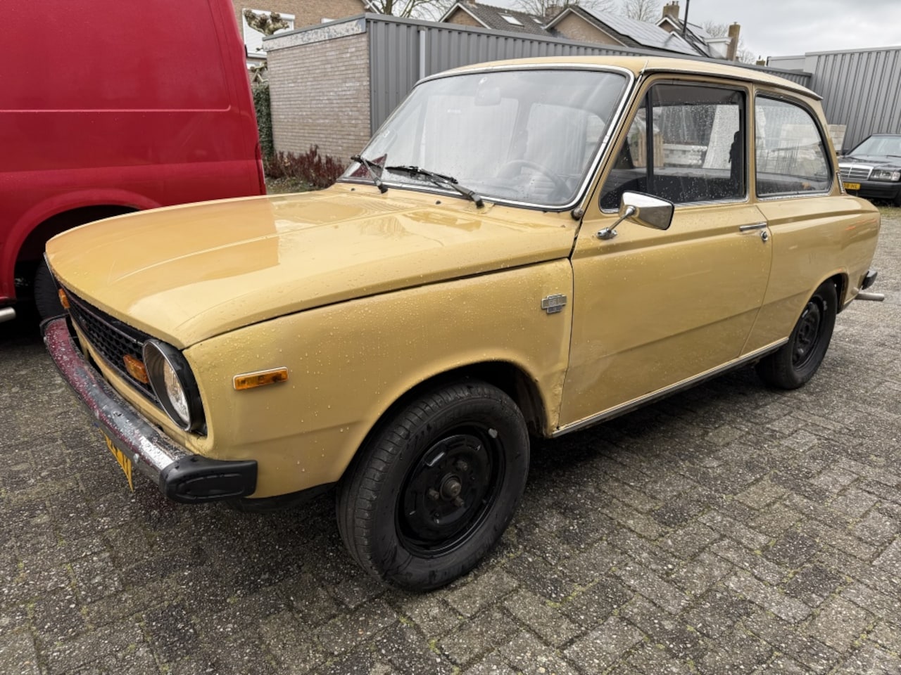 Volvo 66 - DL DAF 1979 1,1 APK 6-27 74000km NAP - AutoWereld.nl