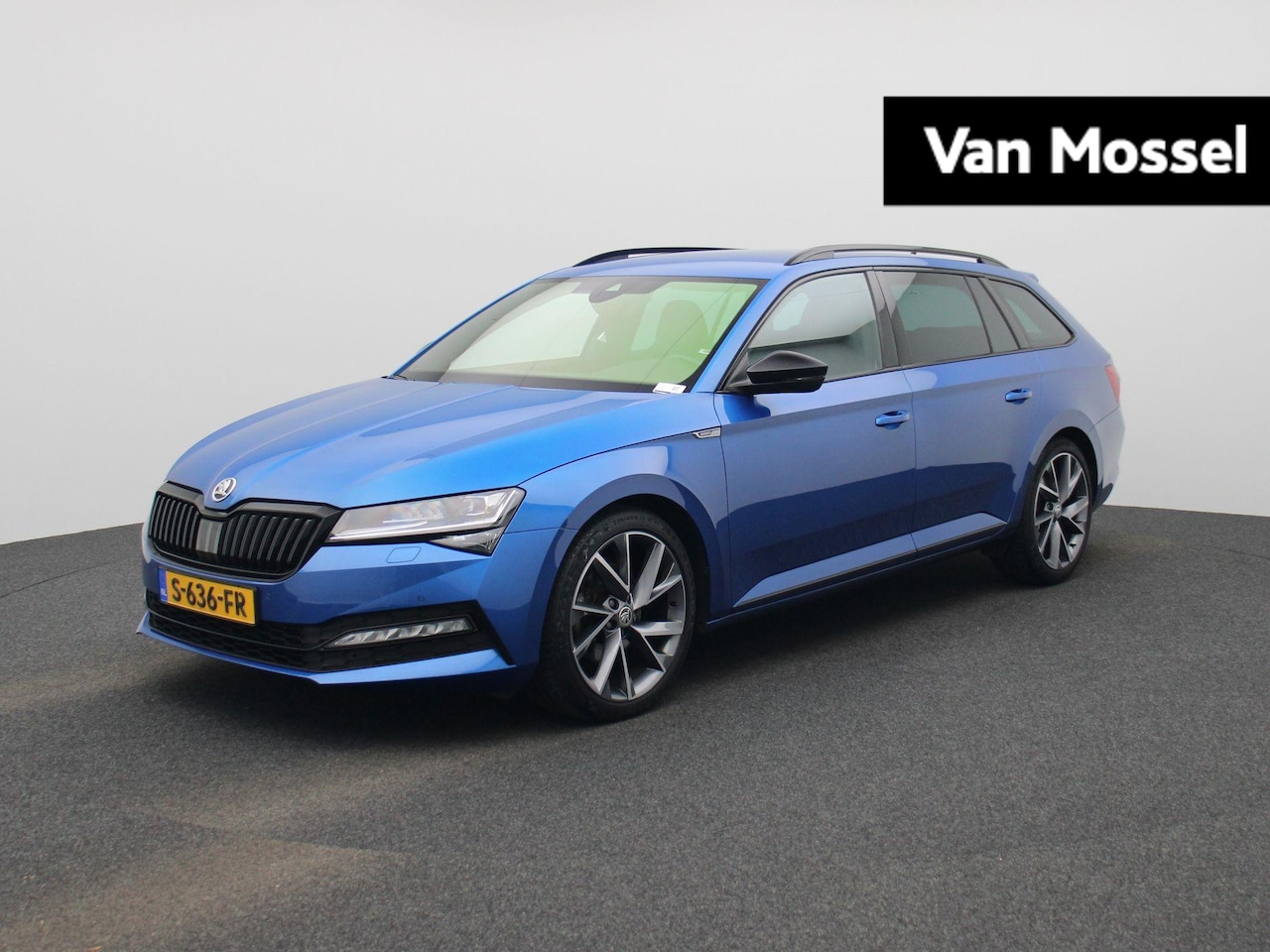 Skoda Superb Combi - 1.5 TSI ACT Sportline Business | DIGITAAL DASHBOARD | ELEK.ACHTERKLEP | STUUR-STOELVERWARM - AutoWereld.nl