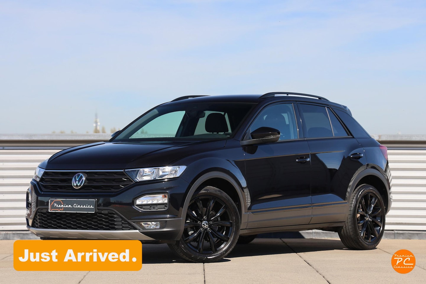 Volkswagen T-Roc - 1.5 TSI Sport | 47.000KM | DSG | Stoelverwarming | Camera | Carplay - AutoWereld.nl