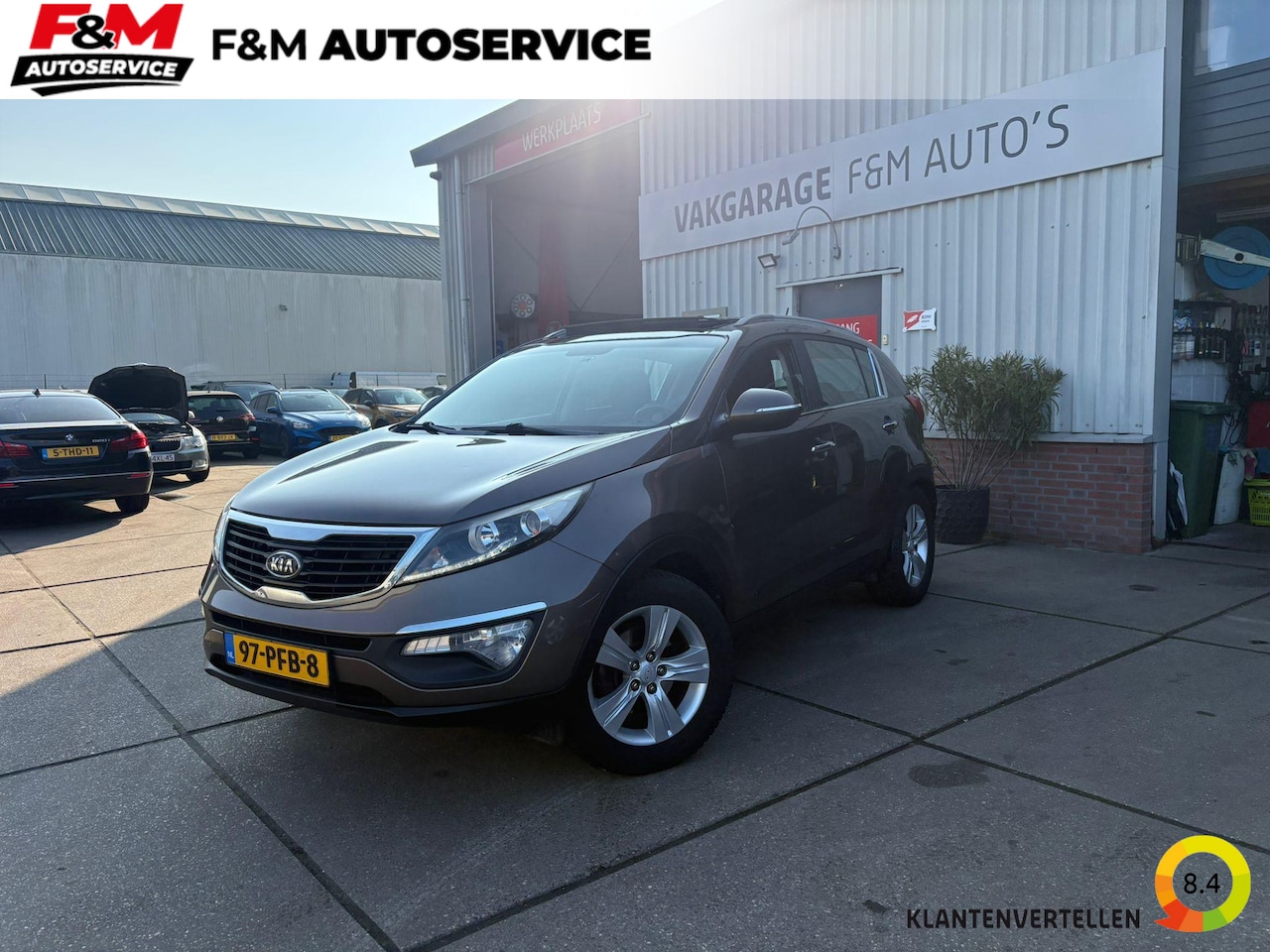 Kia Sportage - 2.0 X-ecutive Automaat, Pano, trekhaak, camera - AutoWereld.nl