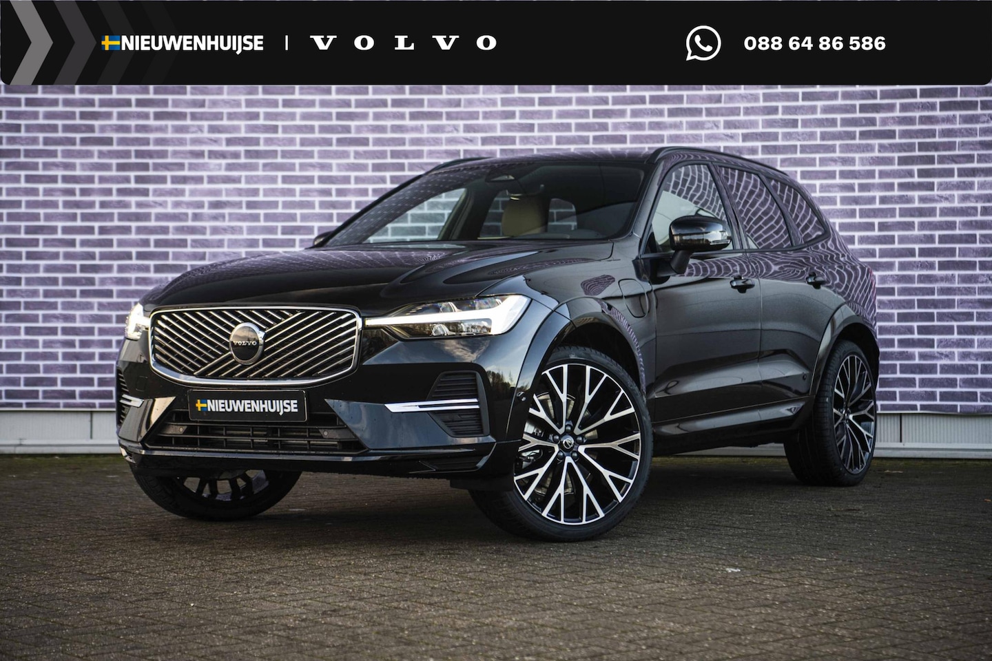 Volvo XC60 - 2.0 T6 Plug-in hybrid AWD Essential | Facelift | Adaptieve Cruise Control |Trekhaak | Clim - AutoWereld.nl