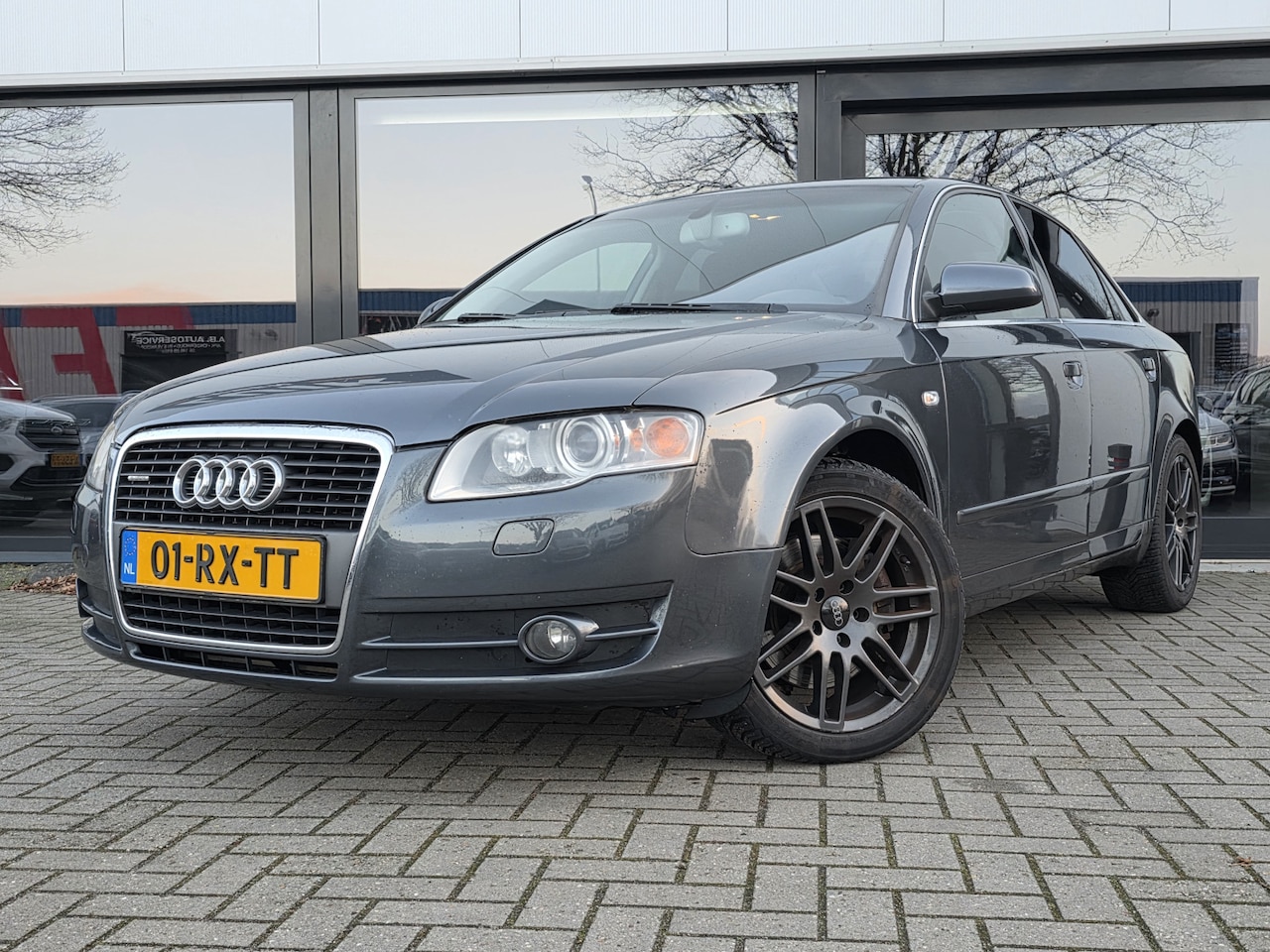 Audi A4 Limousine - 3.2 FSI Pro Line + XENON + SPORTSTOELEN + KLIMA - AutoWereld.nl