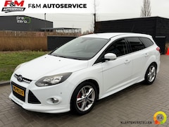 Ford Focus Wagon - 1.6 EcoBoost Titanium Clima, Cruise, Camara, PDC, Trekhaak