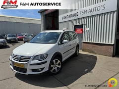 Volkswagen Touran Cross - 1.4 TSI