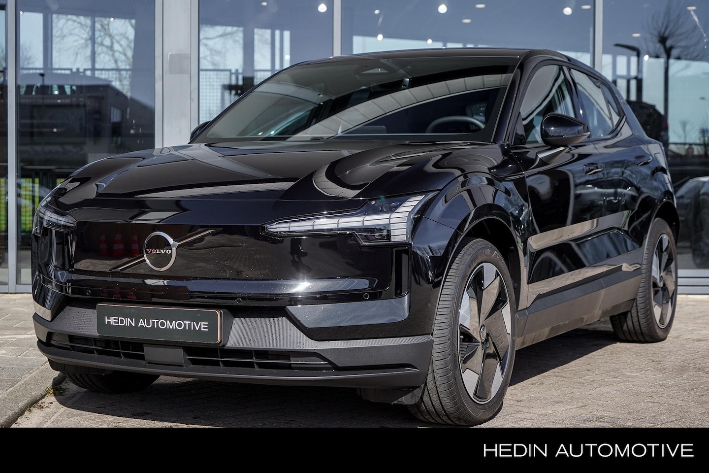 Volvo EX30 - Single Motor Extended Range Europa Plus 69 kWh | Elek. Stoelen + Geheugen | Adaptieve Crui - AutoWereld.nl