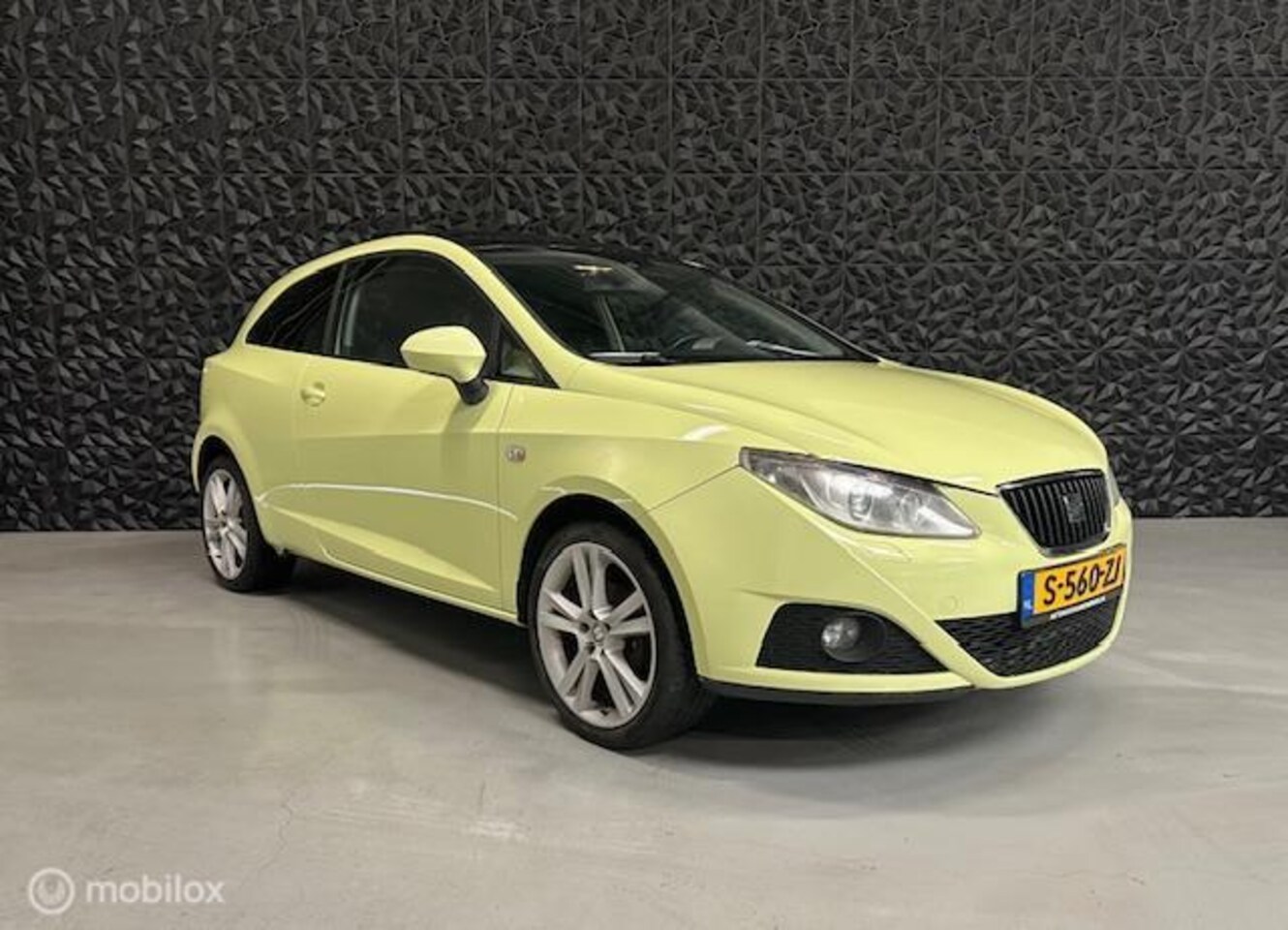 SEAT Ibiza SC - 1.6 Style | Schuifdak | Airco | Elektr. ramen - AutoWereld.nl
