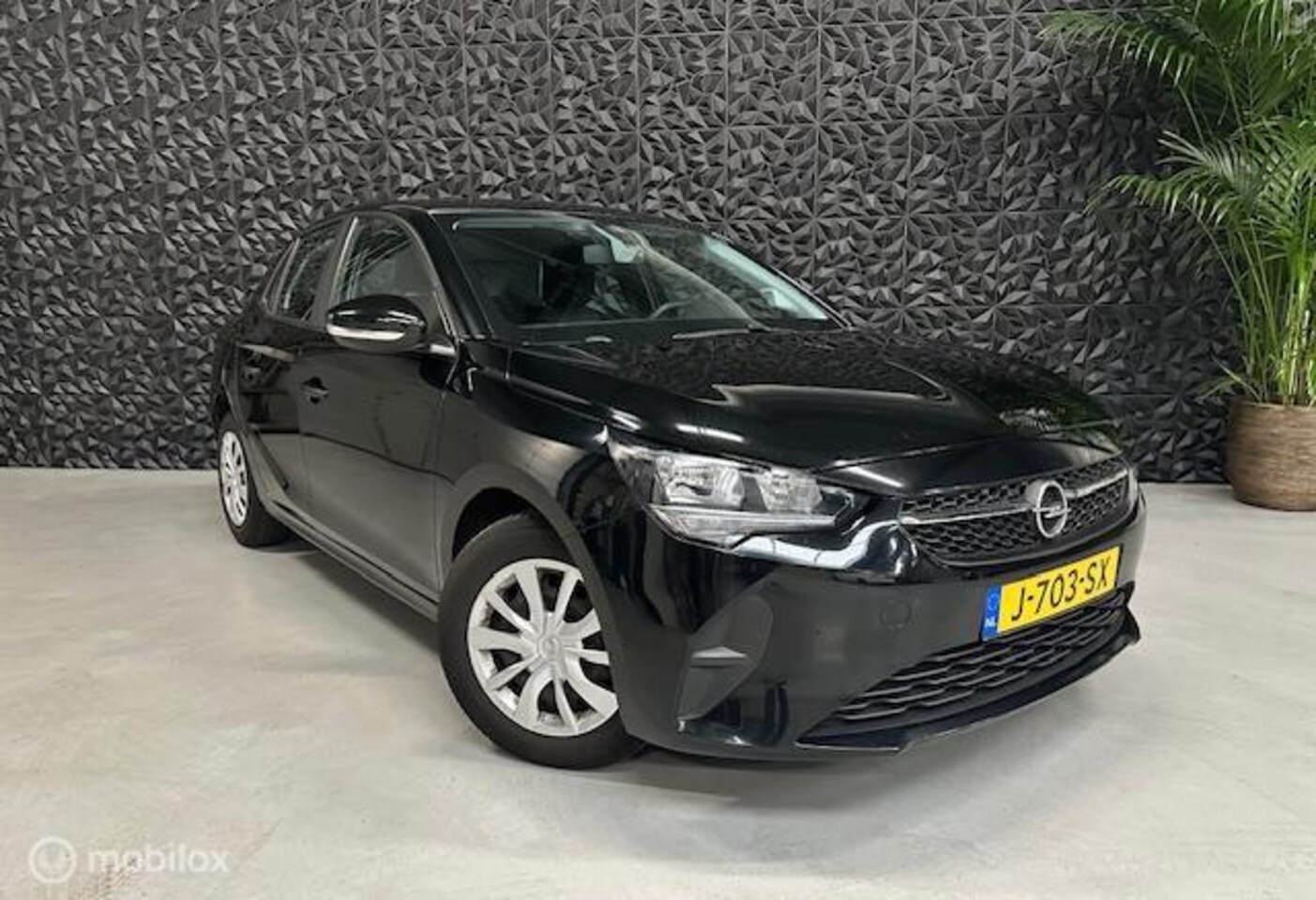 Opel Corsa - 1.2 Edition | Airco | Cruise Control | NAP - AutoWereld.nl