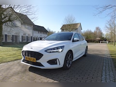 Ford Focus - 1.0 EcoBoost ST LINE Titanium X Business | Panodak | Camera | Winterpakket | ACC |