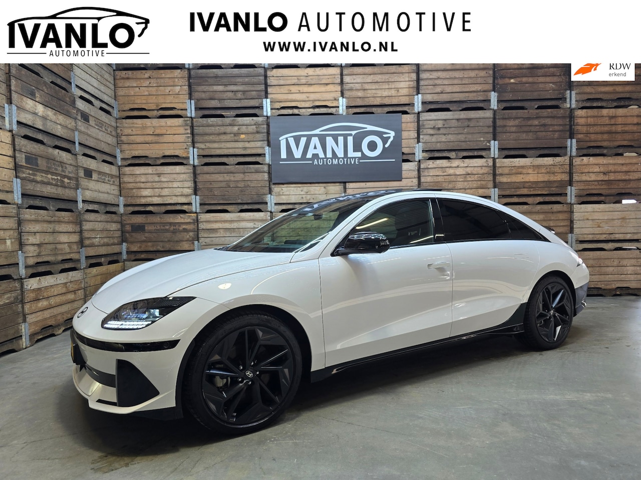 Hyundai IONIQ 6 - First Edition AWD 77.4 kWh HUD Panorama 360 Navi LED 20"LM 98.2% SOH - AutoWereld.nl