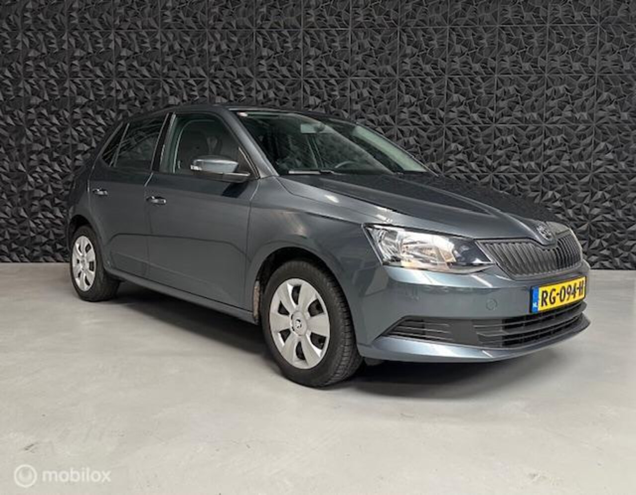 Skoda Fabia - 1.2 TSI Ambition Businessline 1.2 TSI Ambition Businessline | DSG | Airco | - AutoWereld.nl