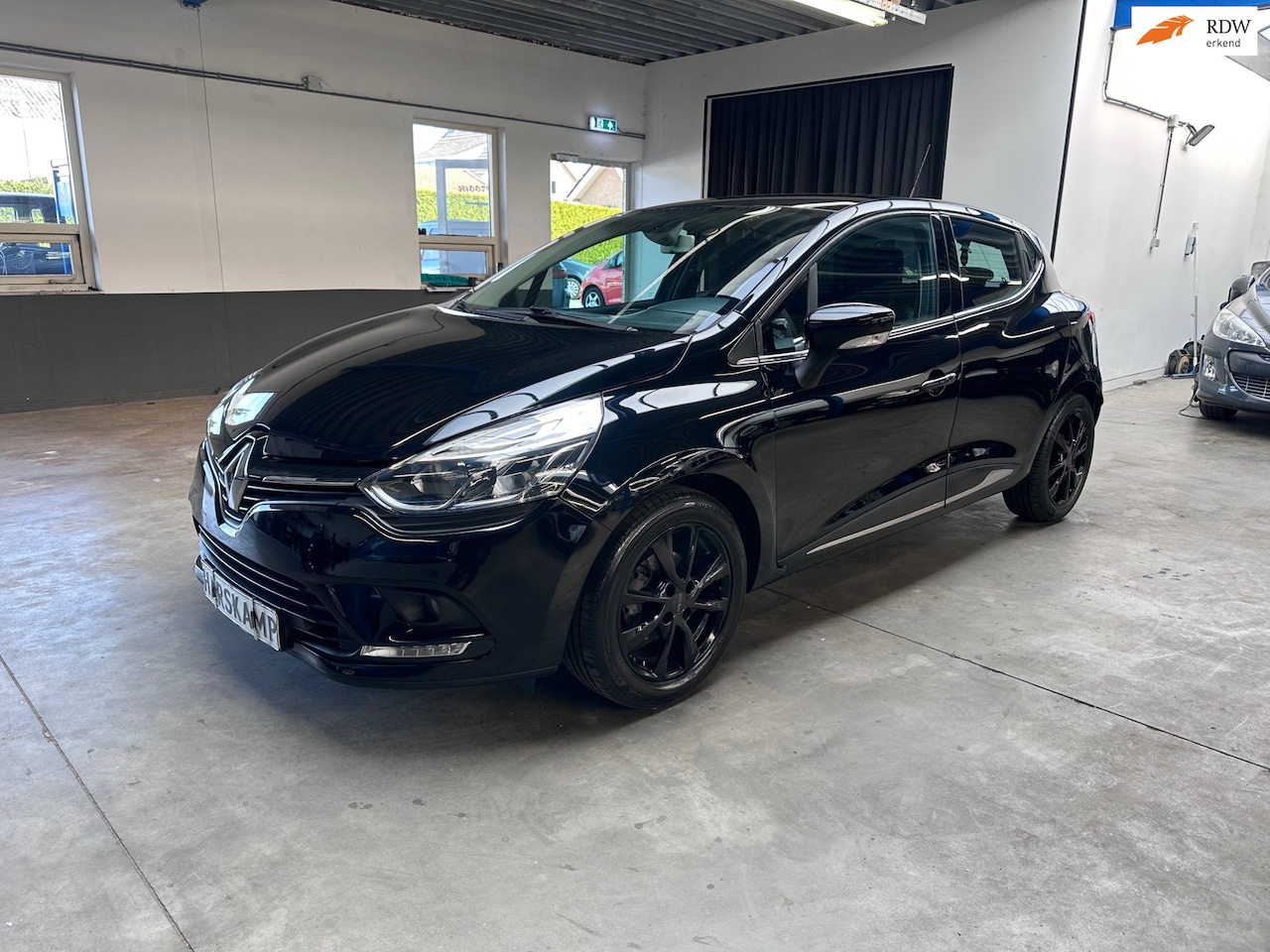 Renault Clio - 0.9 TCe Limited|Airco|Navi|Cruis|Park sensoren achter - AutoWereld.nl