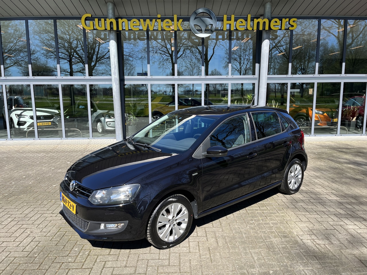 Volkswagen Polo - 1.2-12V BlueMotion Comfortline | AIRCO | CRUISE | PDC ACHTER | STOELVERW. - AutoWereld.nl