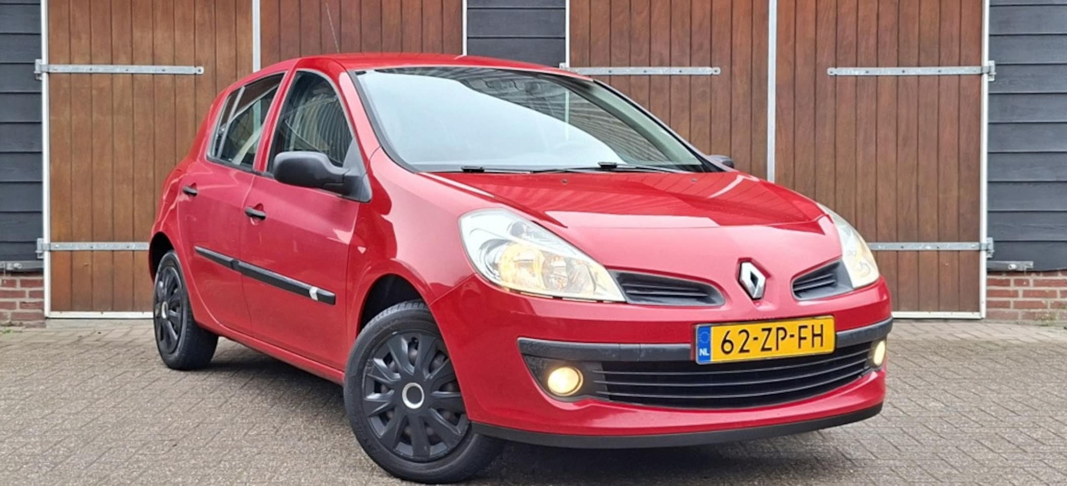 Renault Clio - 1.2-16V Special Line 1.2-16V Special Line, Distributieriem vervangen, Bluetooth, NAP, - AutoWereld.nl