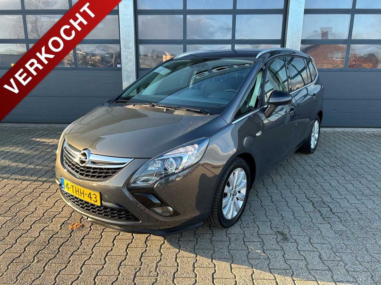Opel Zafira Tourer - 1.6 Turbo 170pk Cosmo - AutoWereld.nl