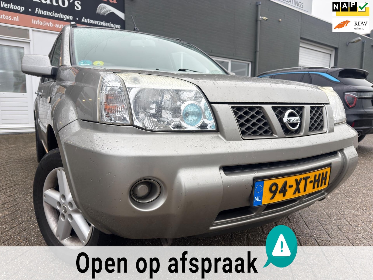 Nissan X-Trail - 2.0 Columbia 2wd met trekhaak en achteruitrijcamera en cruise controle en airco - AutoWereld.nl
