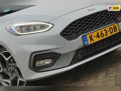 Ford Fiesta - 1.5 EcoBoost ST-3 | Silver Fox | Recaro/Panorama/Full-LED/Carplay/Winterpack