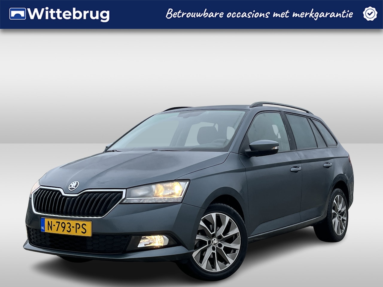 Skoda Fabia Combi - 1.0 TSI 95PK Business Edition / App-Connect / Parkeersensoren Achter / 16" LMV / Navigatie - AutoWereld.nl