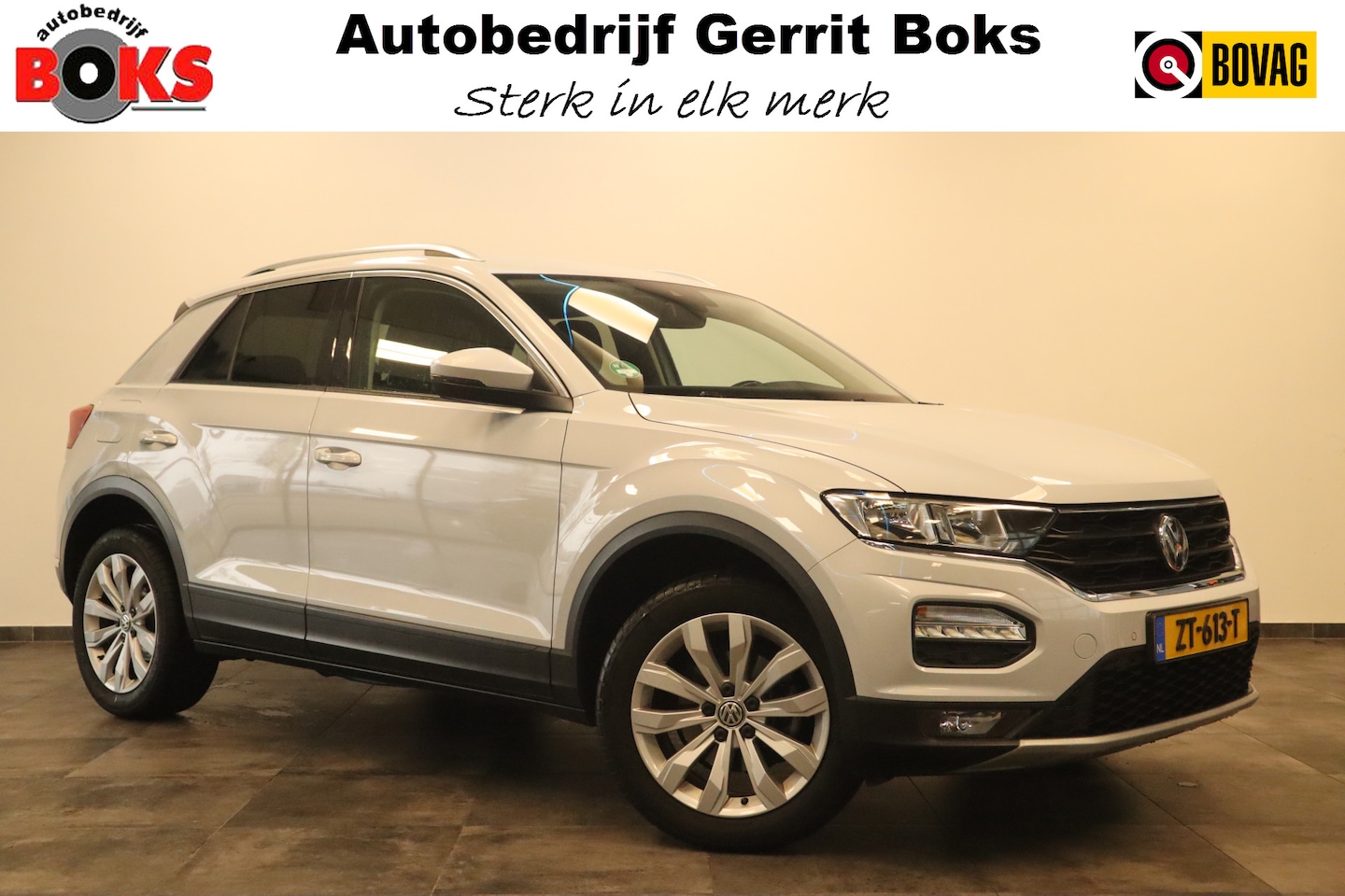 Volkswagen T-Roc - 1.0 TSI Style PDC Camera ACC Navi - AutoWereld.nl