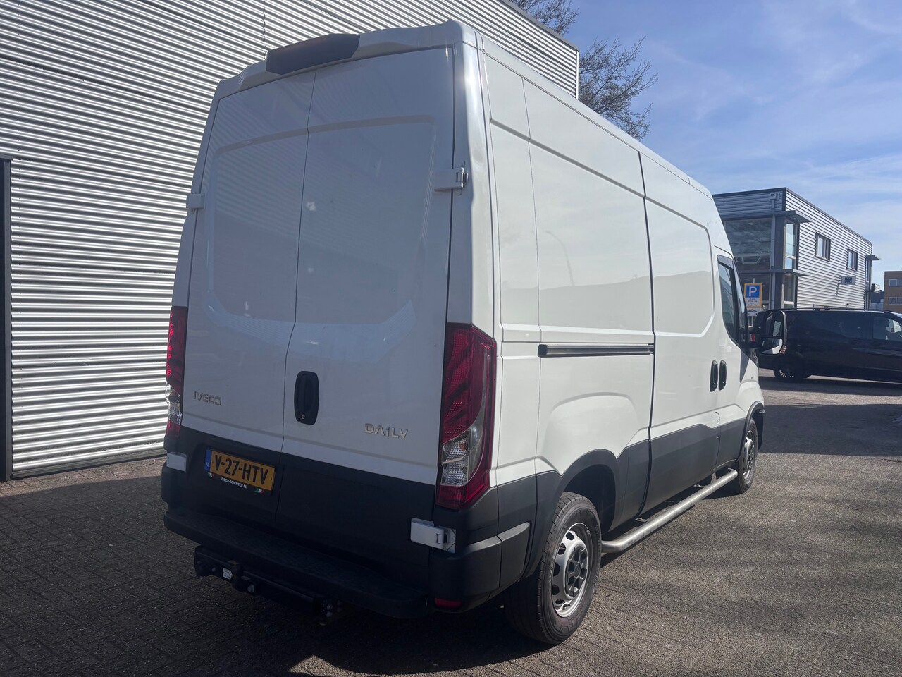 Iveco Daily - 35S16v Automaat L2H2 Trekhaak 3500 kg
